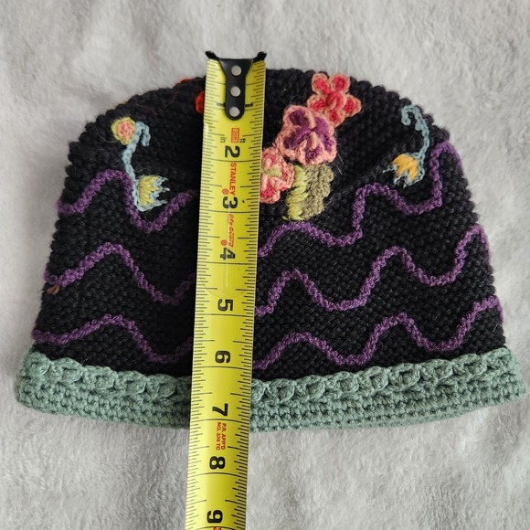 Little Journeys Chicago 100% Alpaca Wool Hand Made Knit Floral Beanie Peru - Picture 7 of 7